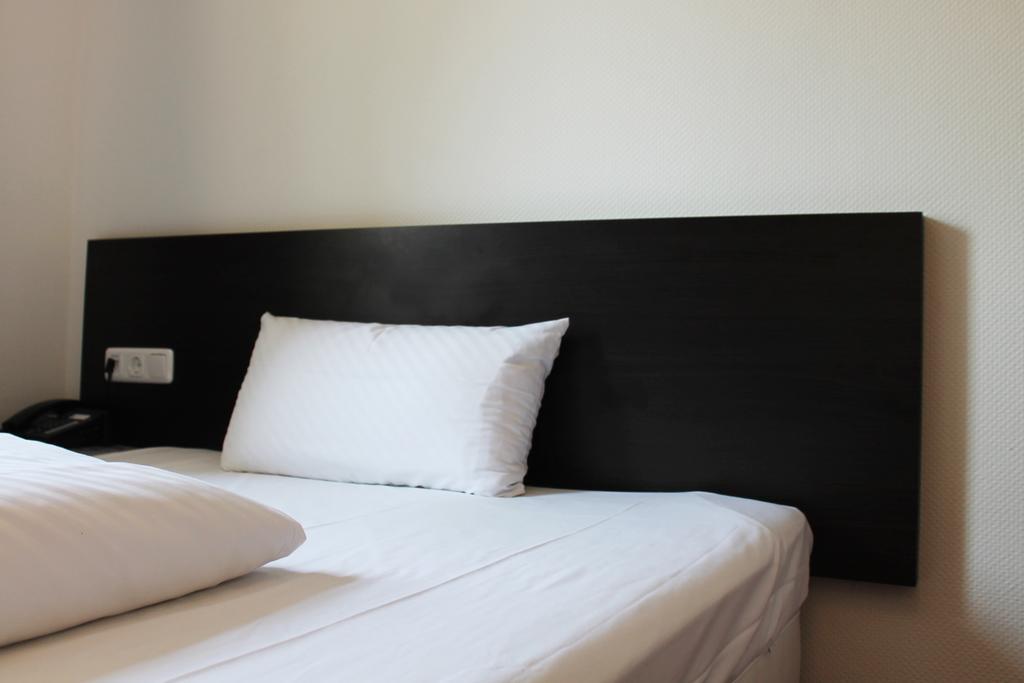 Aariana Hotel Оффенбах Экстерьер фото